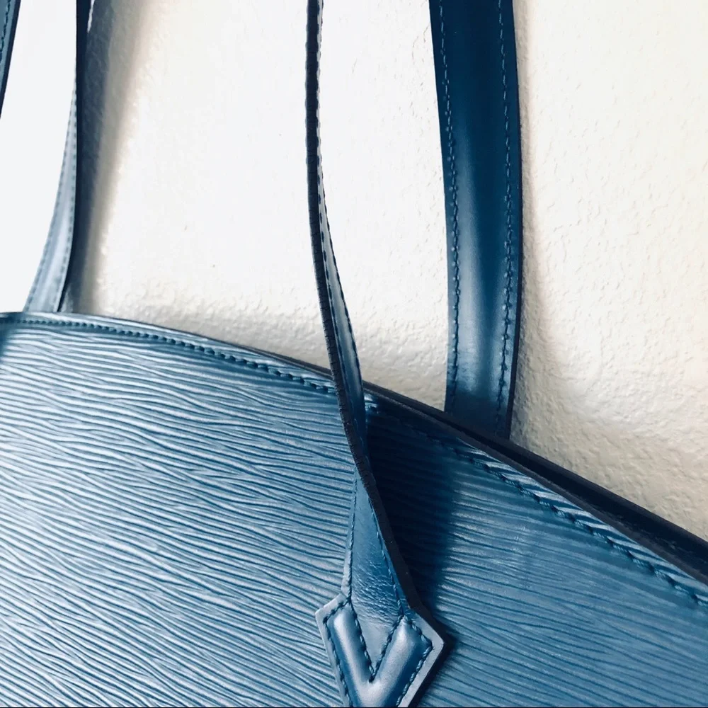 Louis Vuitton epi leather st. Jacques bag - Picture 6 of 9